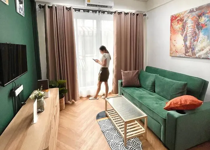 Entire Floor,decorated Cozy Home, Near Grand Palace *
